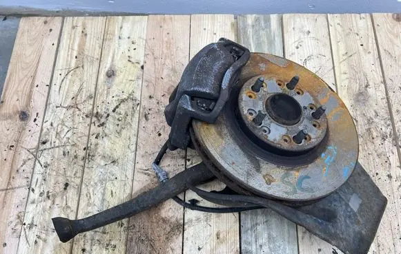 Lexus SC 430 Front wheel hub spindle knuckle 