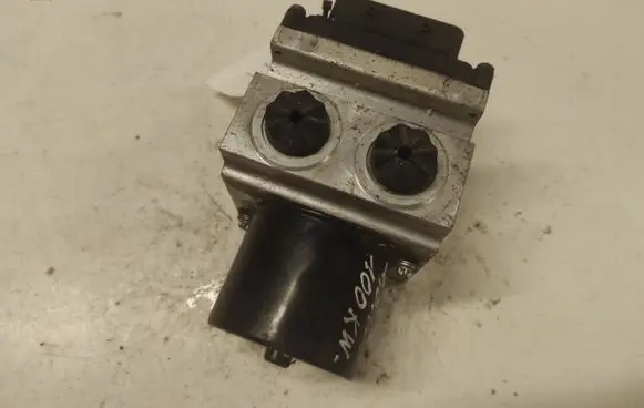 Peugeot 407 ABS Pump 15054001 S118676001 9651857880