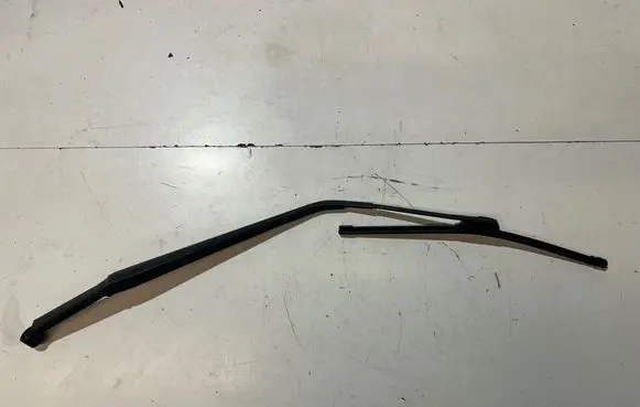 Toyota Scion Windshield/front glass wiper blade 