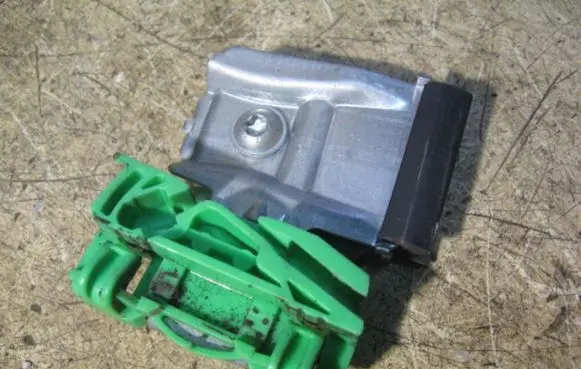 Volkswagen Sharan Front window lifting mechanism without motor