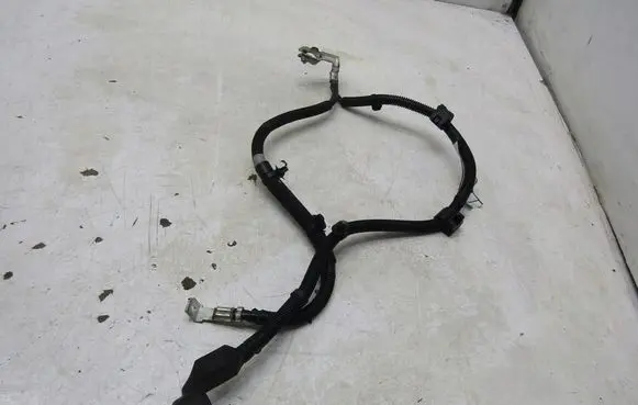 Honda Civic X Positive cable (battery)