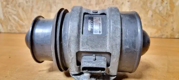 Mazda Xedos 6 Mass air flow meter 1972000060