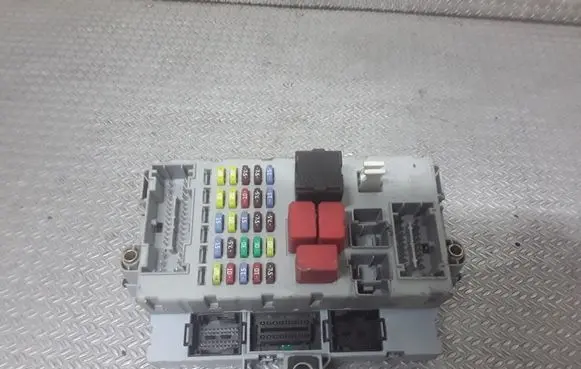Lancia Musa Fuse module 51754986