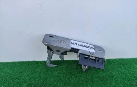 Volkswagen Eos Engine bonnet/hood lock/catch 1Q0283480