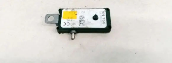 Volkswagen Touareg I Antenna control unit 7L6035577C 12040400