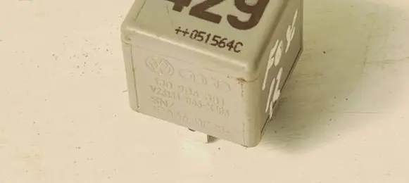 Volkswagen Fox Other relay 1J0906381 V23134B63X383