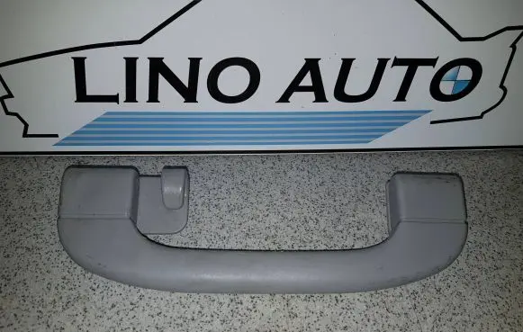 BMW 5 E60 E61 Rear interior roof grab handle 7033661