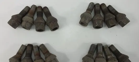 Dacia Logan I Nuts/bolts 