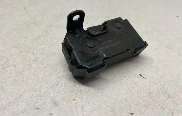 Mercedes-Benz C W204 Engine bonnet/hood lock/catch A2048800260