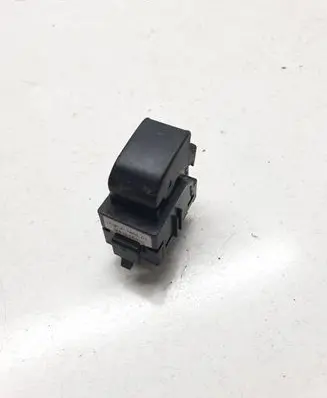 Toyota Corolla Verso AR10 Electric window control switch 848100F010 07181A185C
