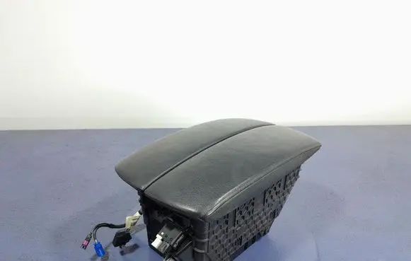 BMW X5 F15 Armrest 