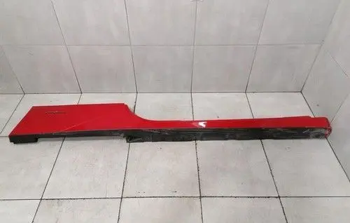 Ferrari FF Side skirt rear trim 83243210