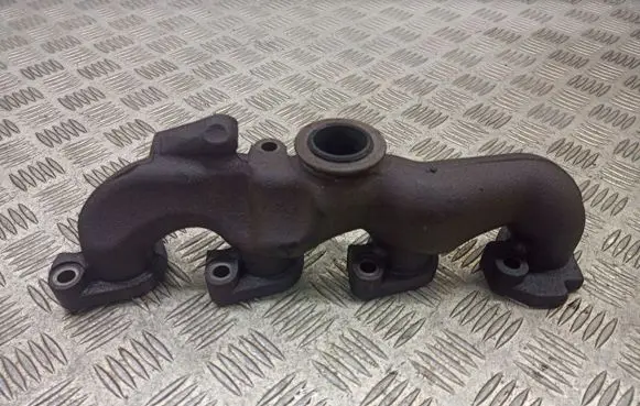 Ford Focus Exhaust manifold 4M5Q-9428-AB