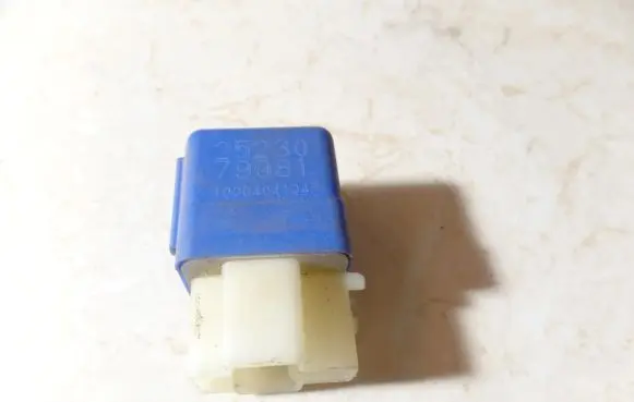 Infiniti G20 Other relay 2523079981
