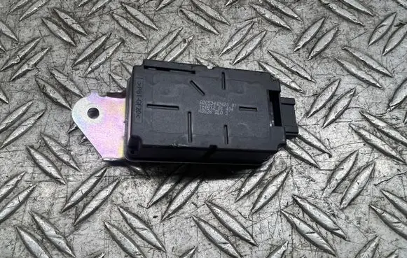 Suzuki Vitara (LY) ESP (stability system) control unit 3716061M11