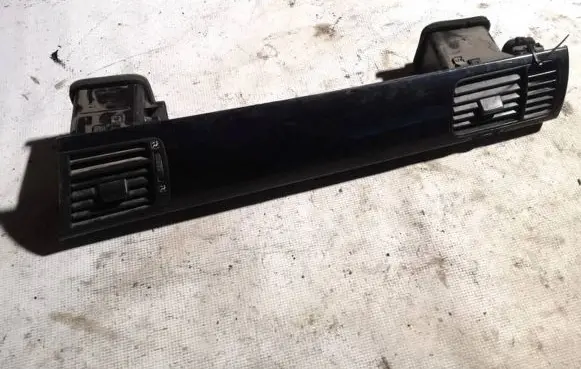 Honda FR-V Dash center air vent grill 77630sjdg020 77630-sjd-g020