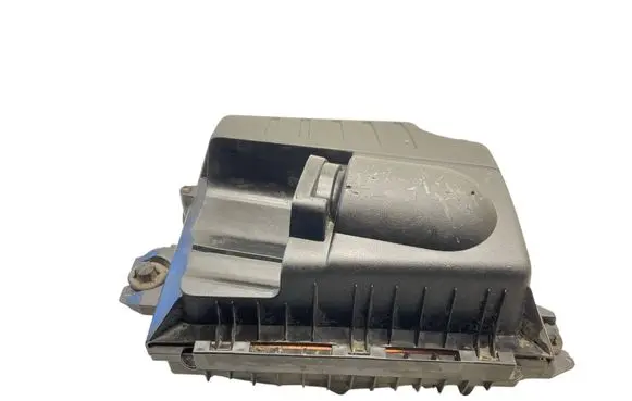 Renault Trafic II (X83) Air filter box 93856612 8200467321