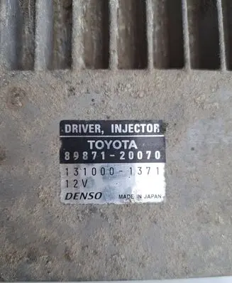 Toyota Avensis T250 Fuel injection control unit/module 8987120070 1310001371