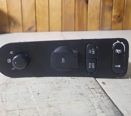 Seat Leon (1M) Wing mirror switch 5P0959565A 0526