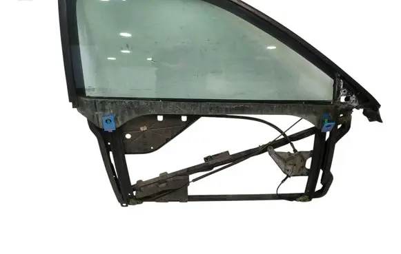 Audi A3 S3 8L Front vent window/glass (coupe) 