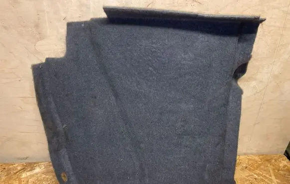 BMW 8 E31 Trunk/boot lower side trim panel 8108367