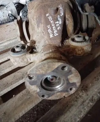 Nissan Pathfinder R51 Rear differential 38311EB300