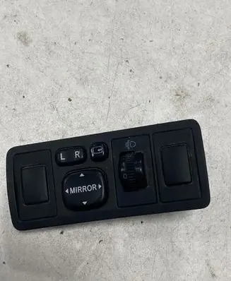 Toyota Avensis T250 Wing mirror switch 183575