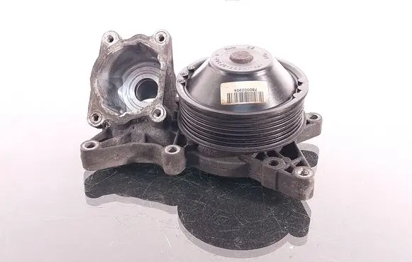 BMW X5 E70 Water pump 780002904