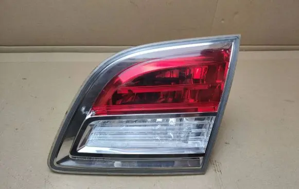 Mazda CX-9 Tailgate rear/tail lights TD11513F0