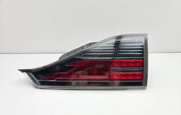 Lexus CT 200H Tailgate rear/tail lights E1313038