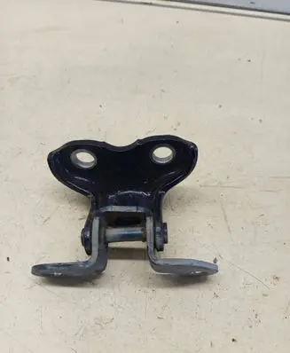 Toyota Avensis T250 Rear door upper hinge 