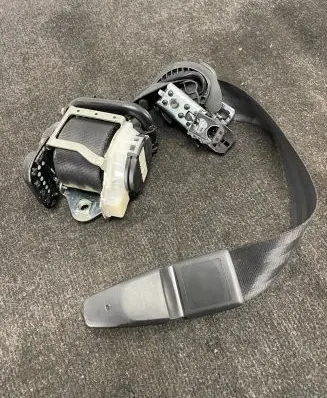Porsche Macan (95B) Front seatbelt 95B857705C