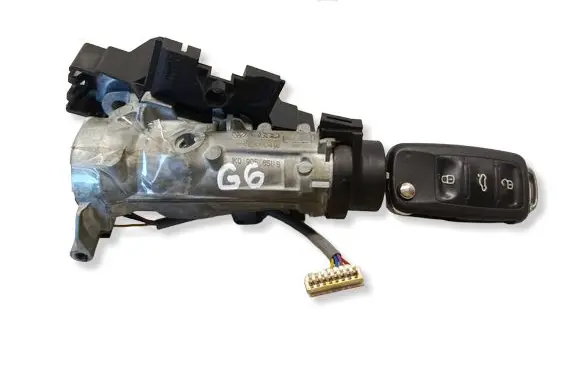 Volkswagen Golf VI Ignition lock 1K0905851B 0139AP16810