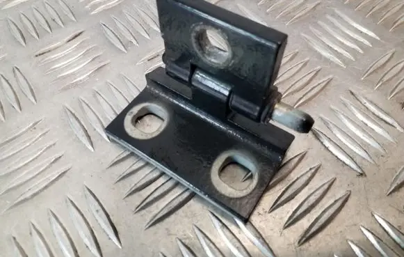 Volvo V70 Rear door upper hinge
