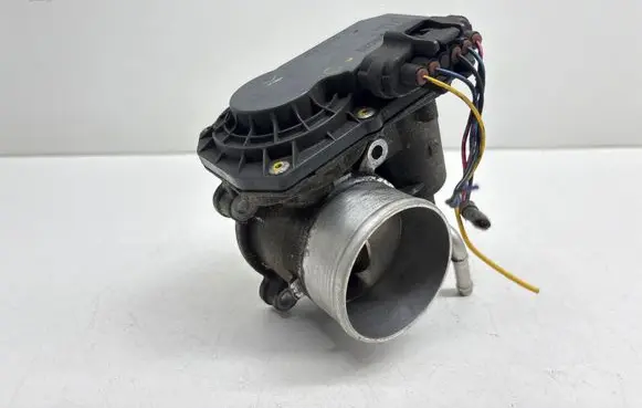 Toyota Verso Throttle valve 261000R020 4726 14801