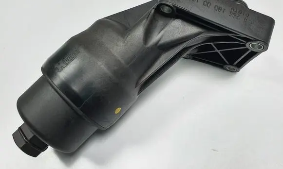 Mercedes-Benz B W245 Oil fill pipe A2661800010