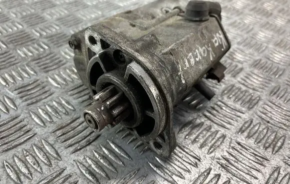 KIA Carens II Starter motor