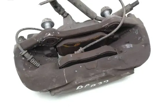 Mercedes-Benz C W205 Front brake caliper A2055403406