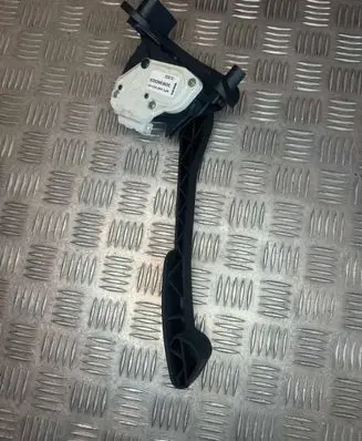 Volvo S80 Accelerator throttle pedal 6PV00853700 3090301