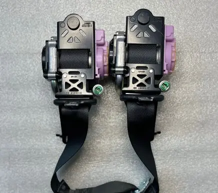 Toyota Corolla E210 E21 Set of seat belts 7336002762 7337002252