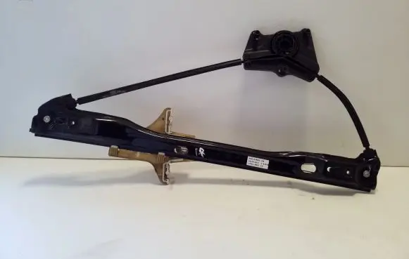 Volkswagen Amarok Front window lifting mechanism without motor 2H0837402H