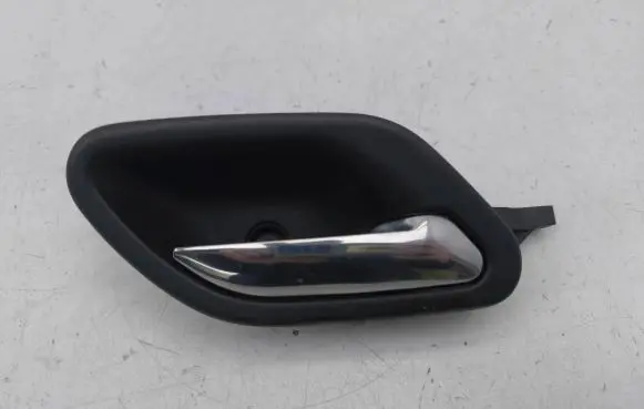BMW 5 E39 Rear door interior handle 8226050
