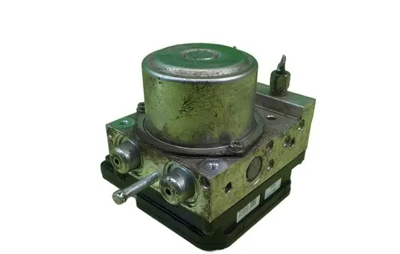 Nissan Leaf I (ZE0) ABS Pump A98000J41