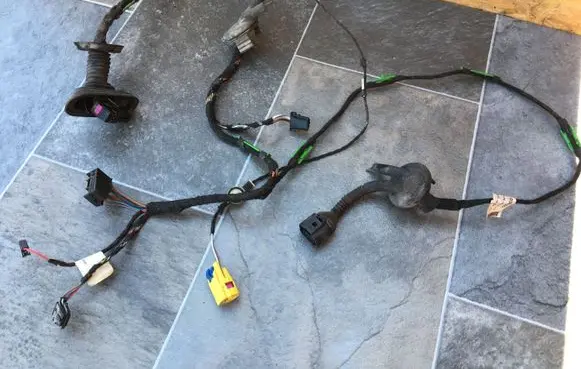 Audi A6 S6 C6 4F Front door wiring loom 4F1971030AD