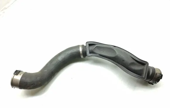 BMW 5 F10 F11 Intercooler hose/pipe 4735270 7809834