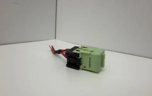 BMW 5 F10 F11 Other relay 206060001