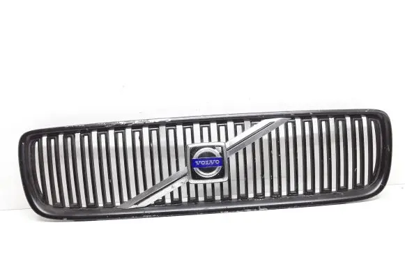 Volvo V70 Front bumper upper radiator grill 08693346