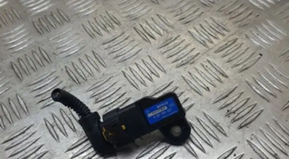 Opel Zafira B Air pressure sensor 0281002437