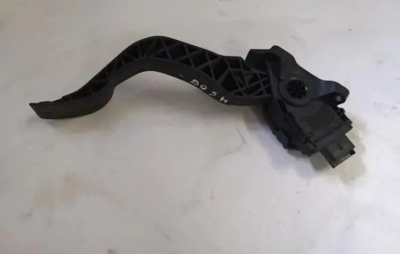Citroen DS3 Accelerator throttle pedal 9671434080 5092117