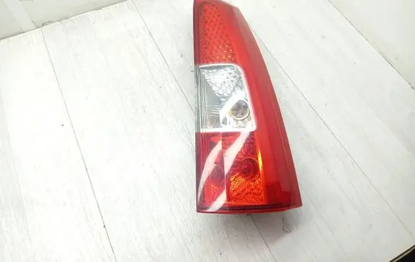 Volvo V70 Rear/tail lights 160986